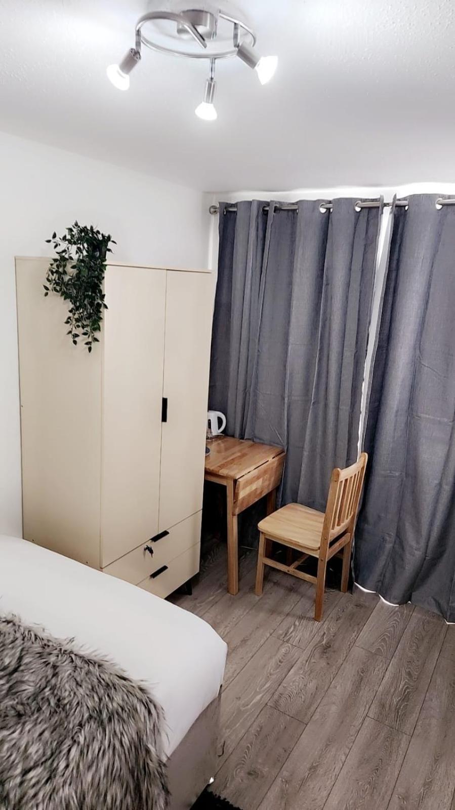 Ensuite Luxurious Double Room Basildon Eksteriør billede